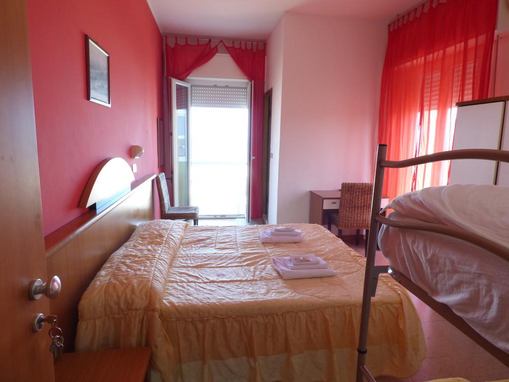 רימיני Consul Hotel מראה חיצוני תמונה