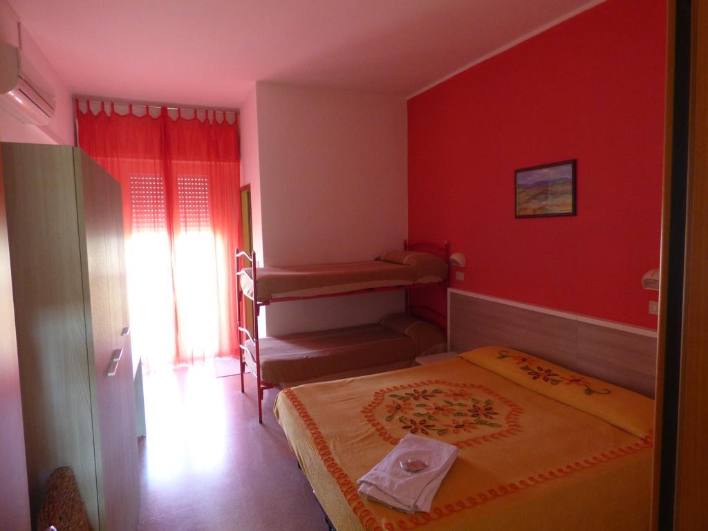 רימיני Consul Hotel מראה חיצוני תמונה