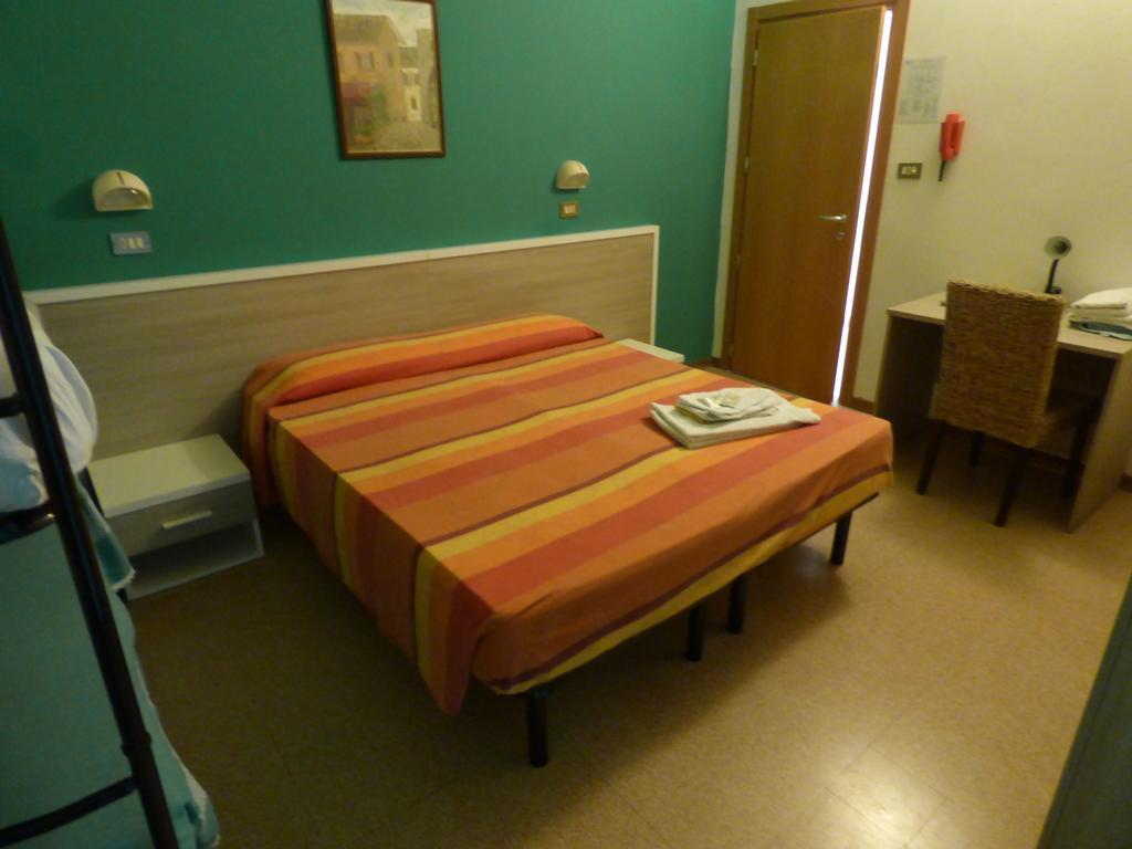רימיני Consul Hotel מראה חיצוני תמונה